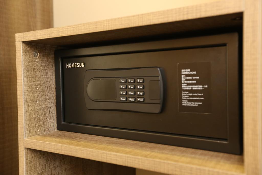 Kun Hotel Тайджун Екстериор снимка